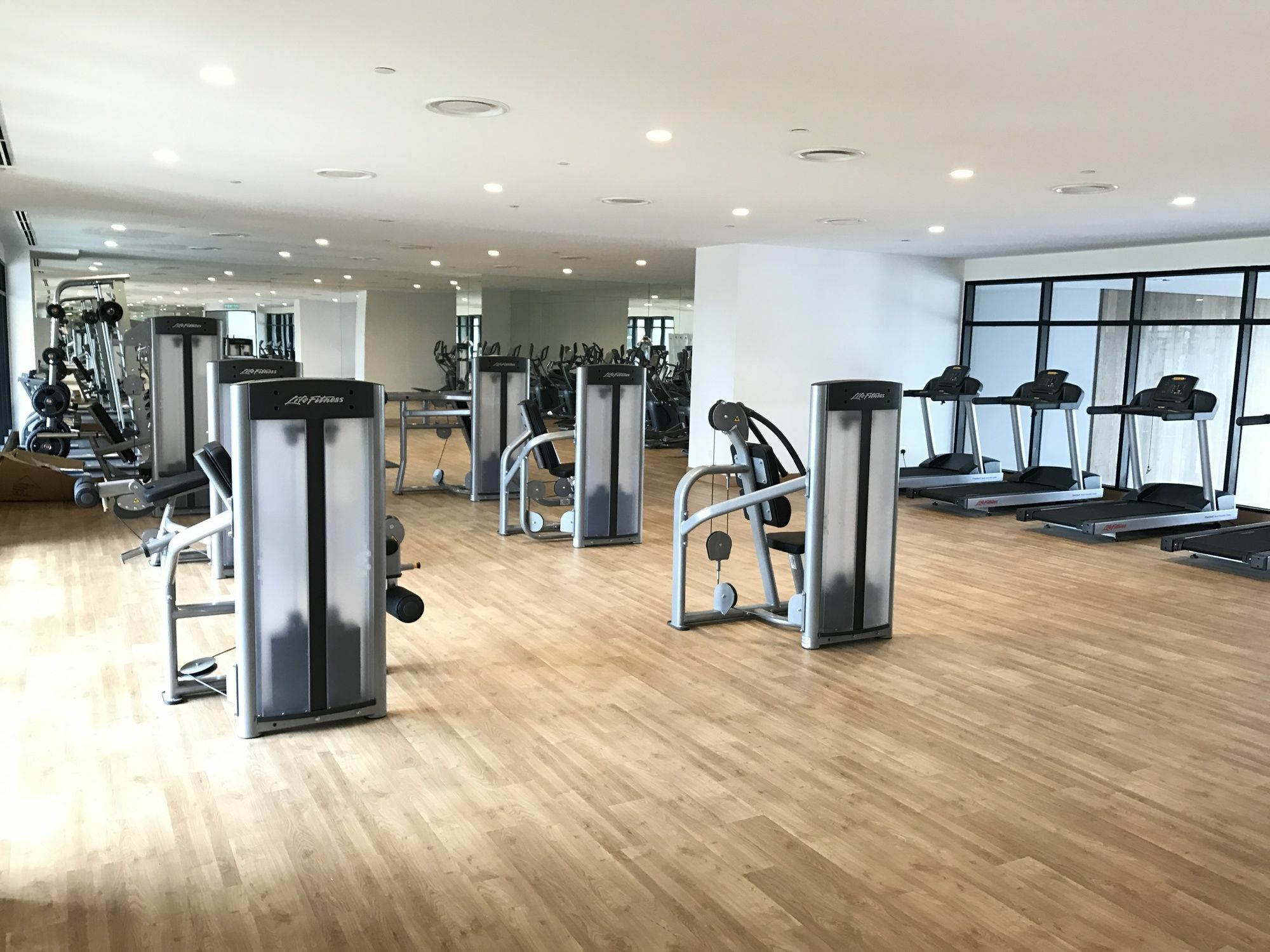Отель Alila Bangsar Куала-Лумпур Экстерьер фото The gym at the hotel